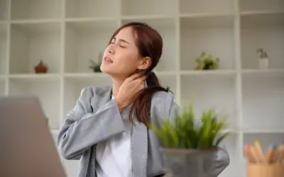 The Real Reason Your Neck and Shoulders Feel Heavy by the End of the Day